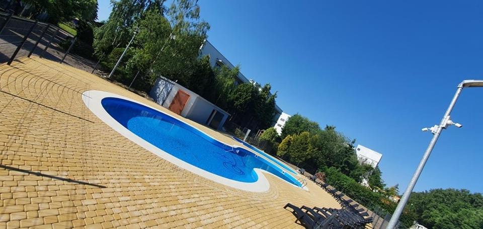 44 Apartment Sianozety