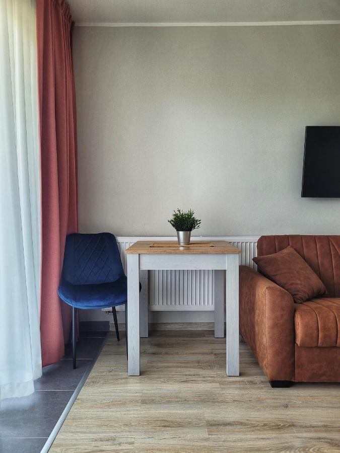 44 Apartment Sianozety